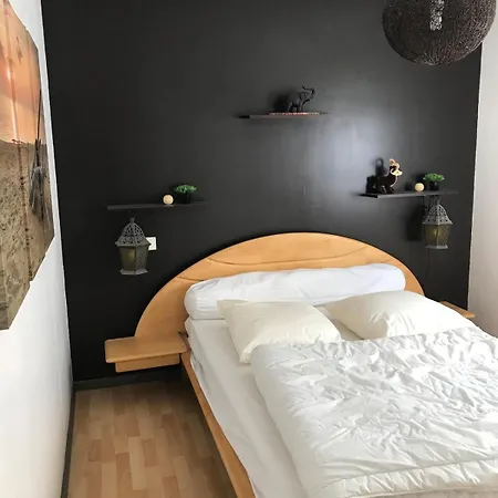 Maison Contemporaine Au Calme Avec Jardin Arbore