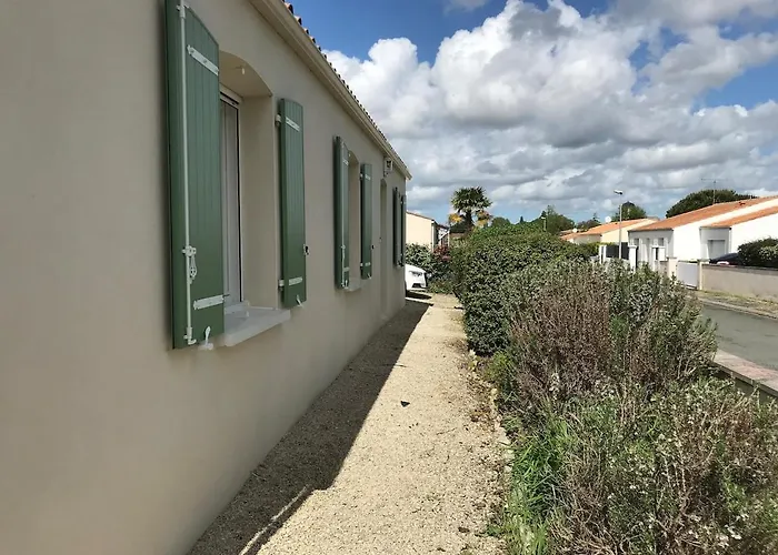 Maison Contemporaine Au Calme Avec Jardin Arbore *