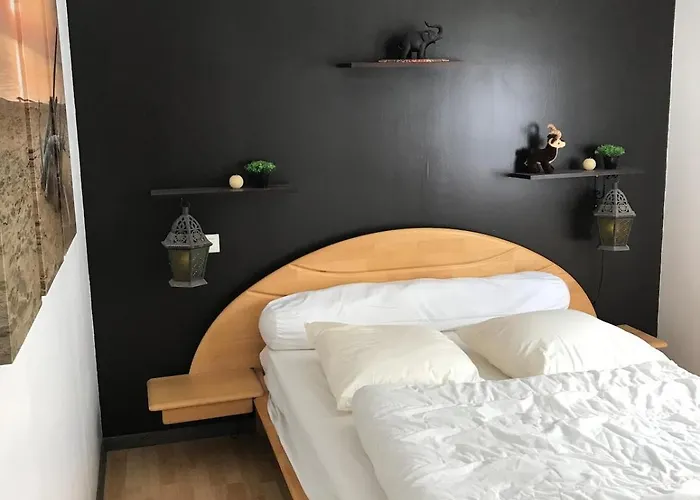 Maison Contemporaine Au Calme Avec Jardin Arbore